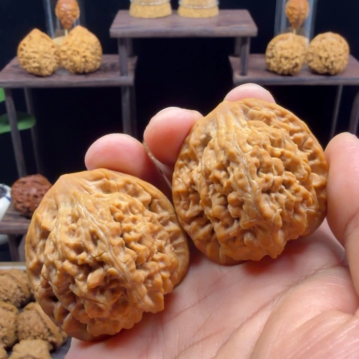 桃核把件望月（全品）