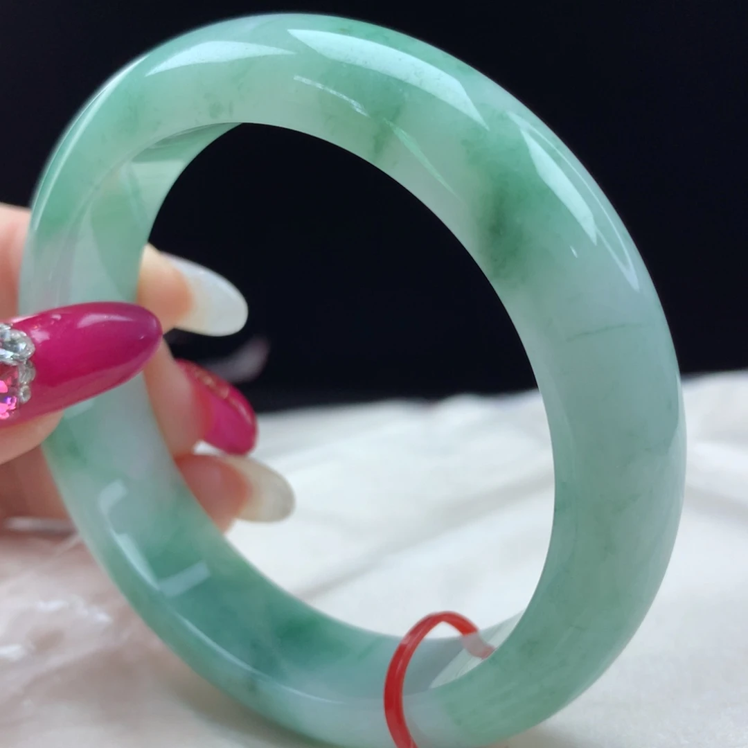 未镶嵌手镯翡翠96819，