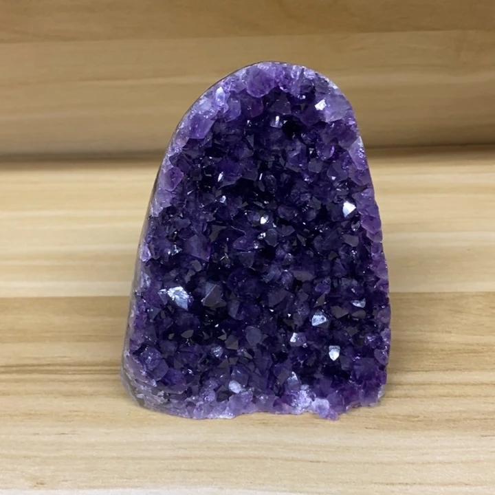 紫晶未镶嵌大型摆件（非配饰）