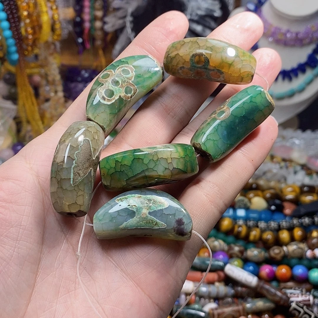 石英质玉未镶嵌,2颗天珠老玛瑙勒子20×39mm,