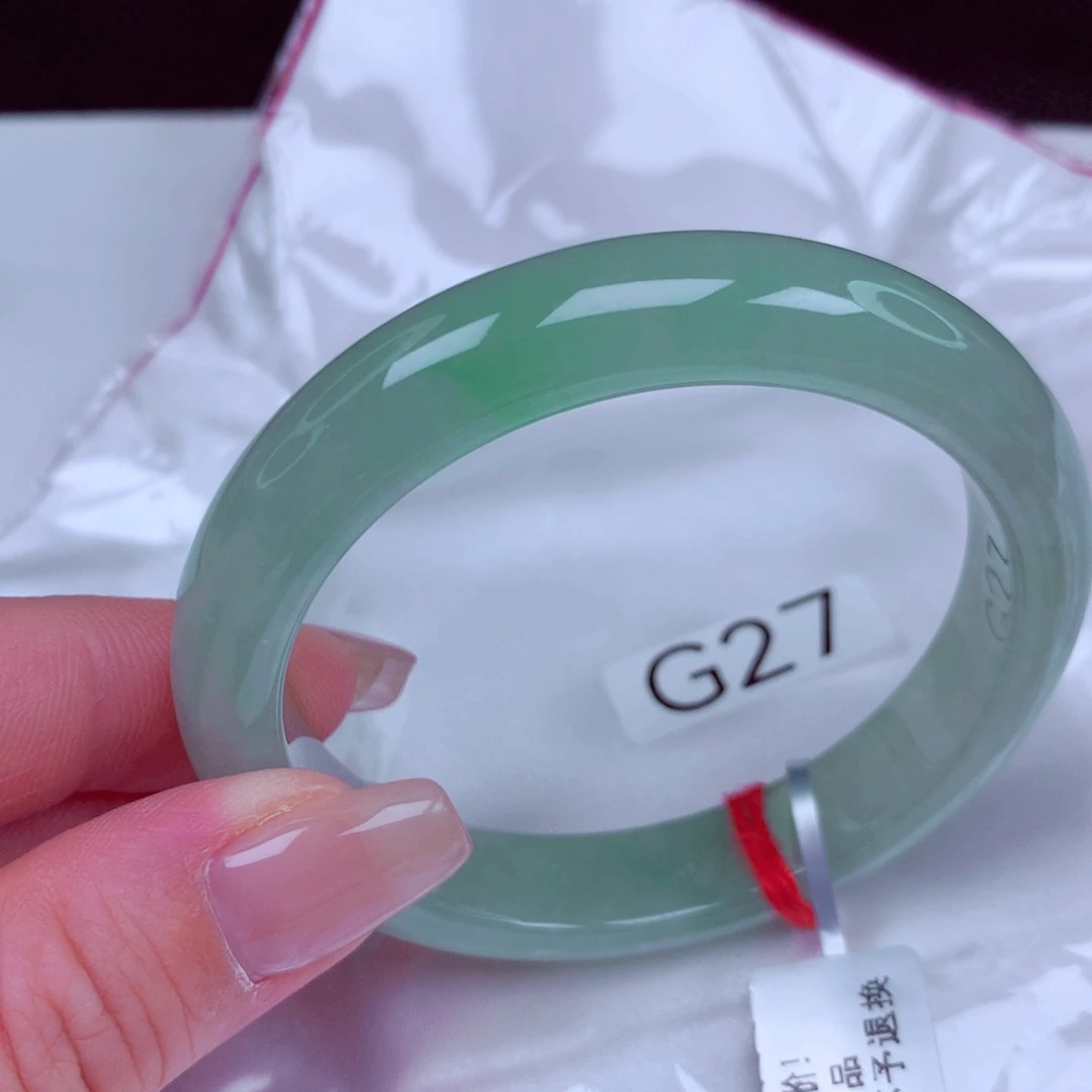 翡翠未镶嵌手镯手镯