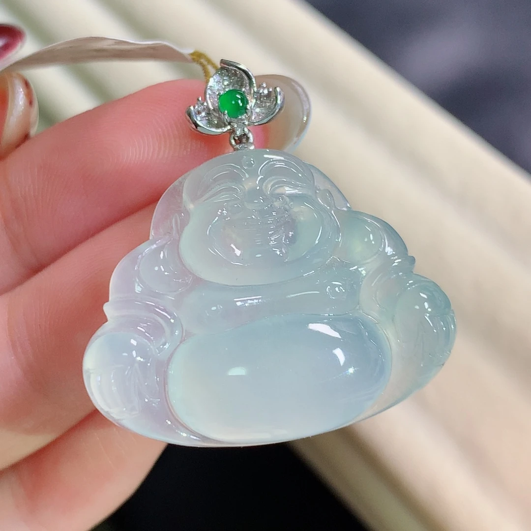 翡翠18K金镶嵌颈饰佛公