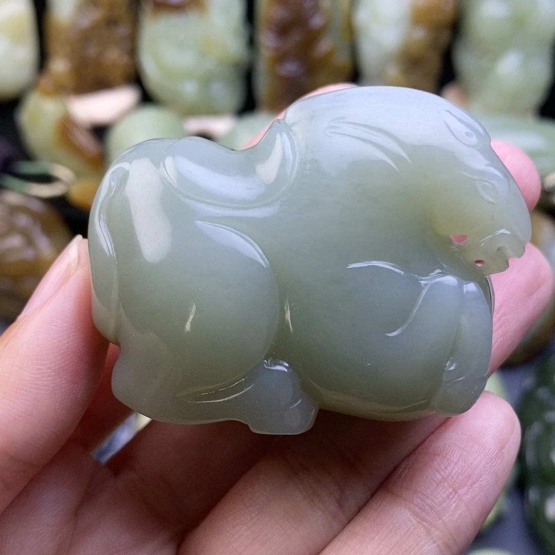 未镶嵌和田玉把件