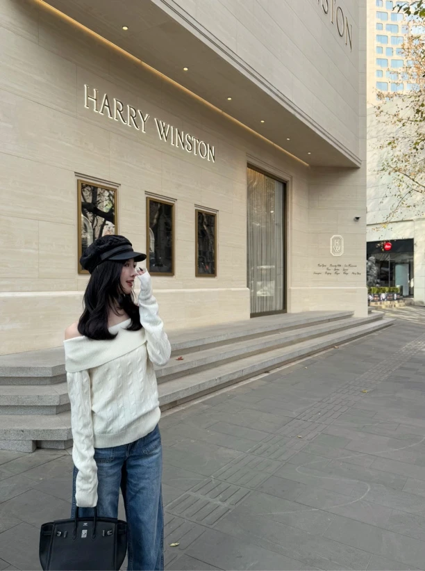 YIWAN  拉夫*25早春新品高比例羊绒经典麻花一字肩针织衫