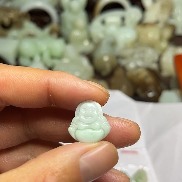 和田玉（糖玉）未镶嵌珠宝奇石
