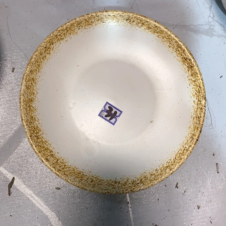 无***饰瓷片五厂洒金白粉引盘子