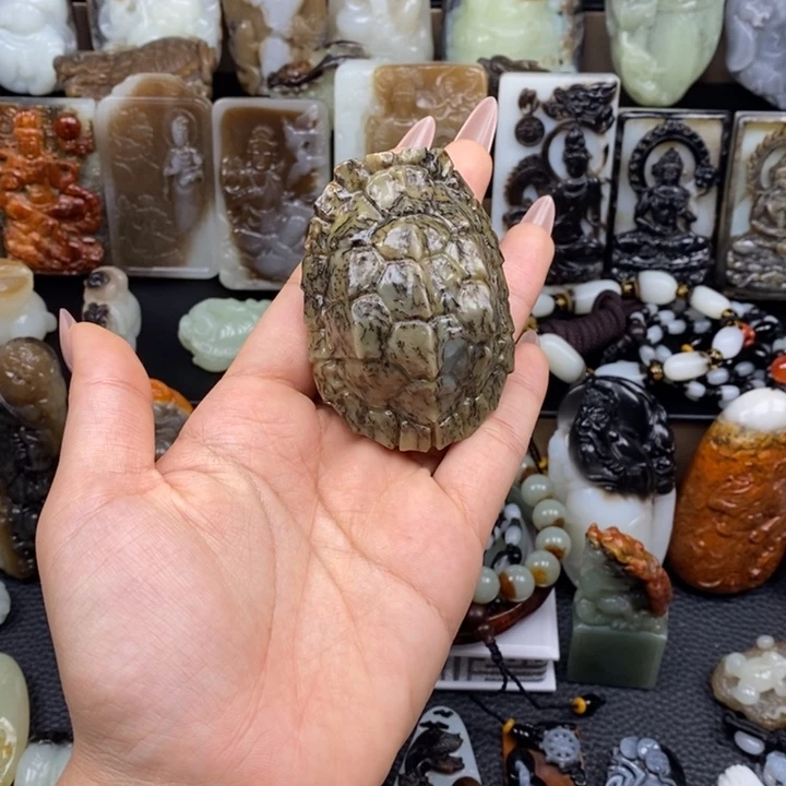 和田玉未镶嵌项链