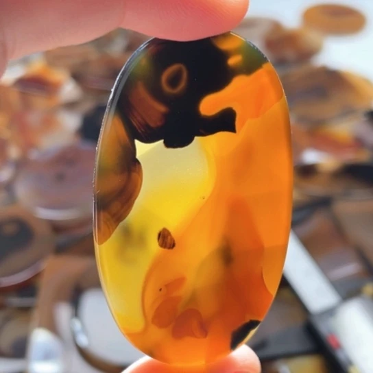 玛瑙/玉髓颈饰未镶嵌
