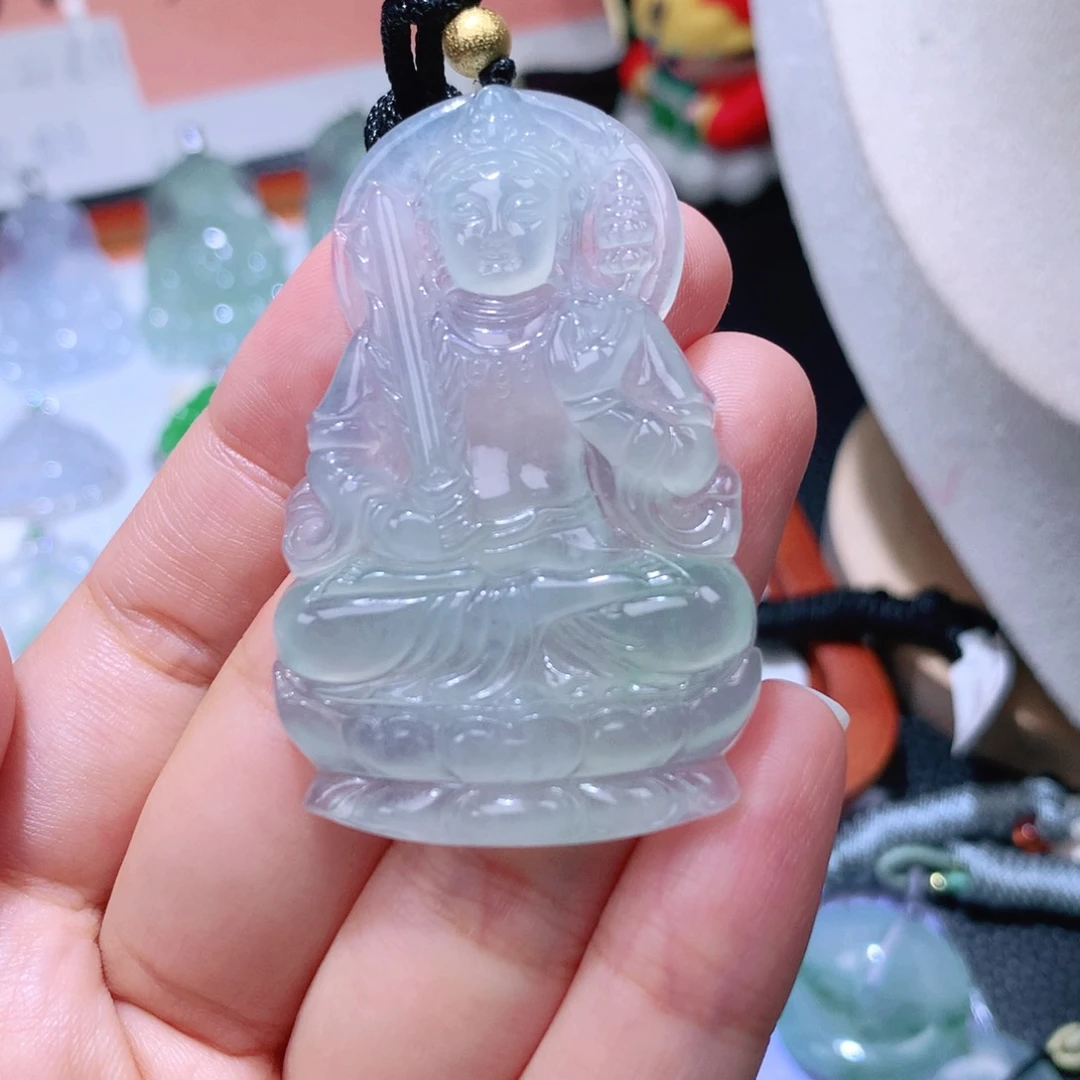颈饰未镶嵌翡翠虚空藏