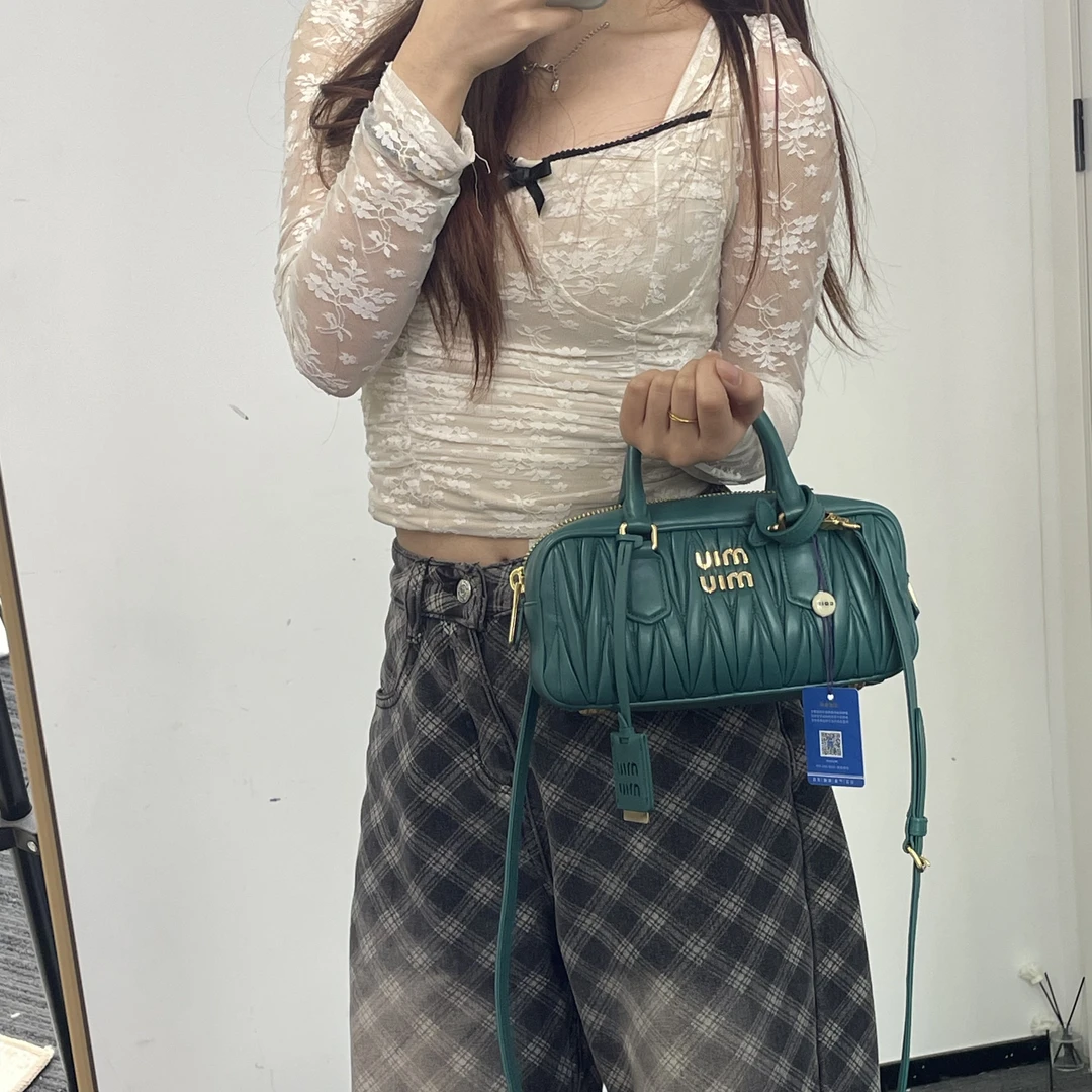 95新 MIU MIU/缪缪 爱夏奢品/缪缪/链条包/81053