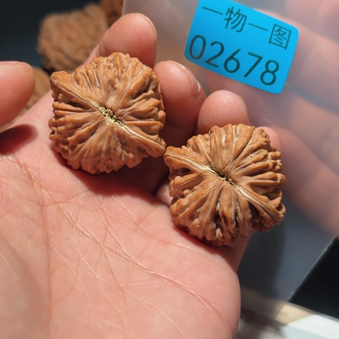 文玩核桃吊坠楼子