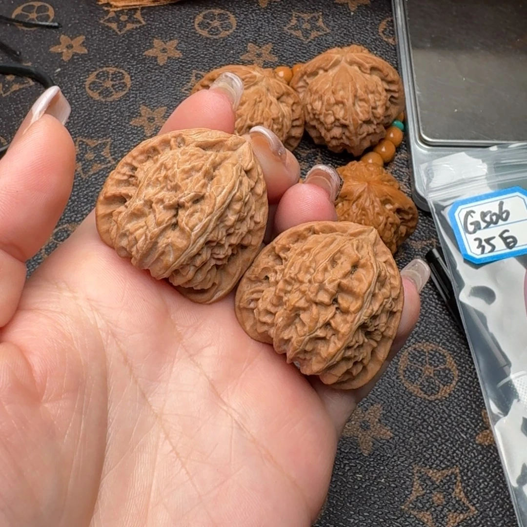 把件文玩核桃35三角白G506