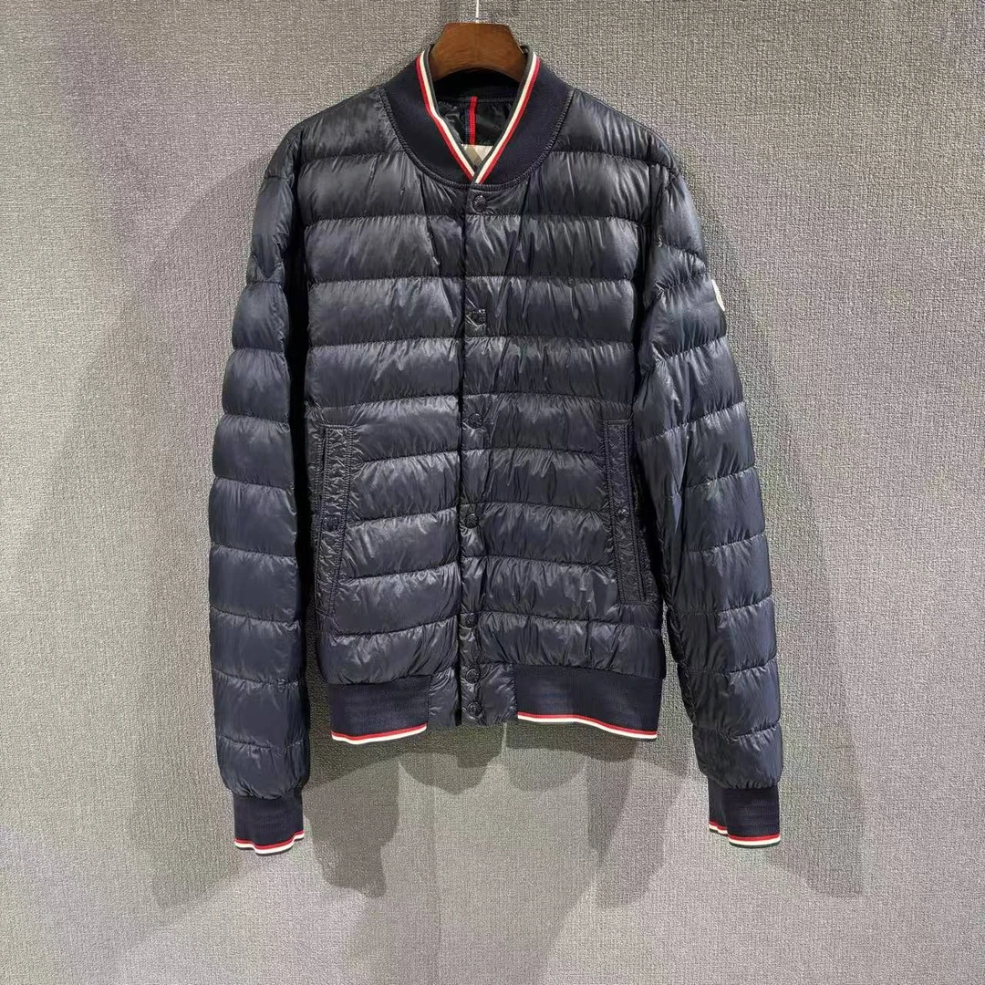 99新 MONCLER (pm)羽绒服外套 99新3码/8326