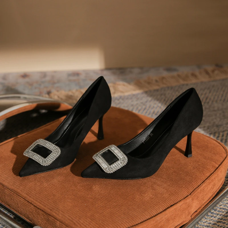 尖头简约纯色细跟浅口高跟单鞋百搭时尚法式跟鞋黑色