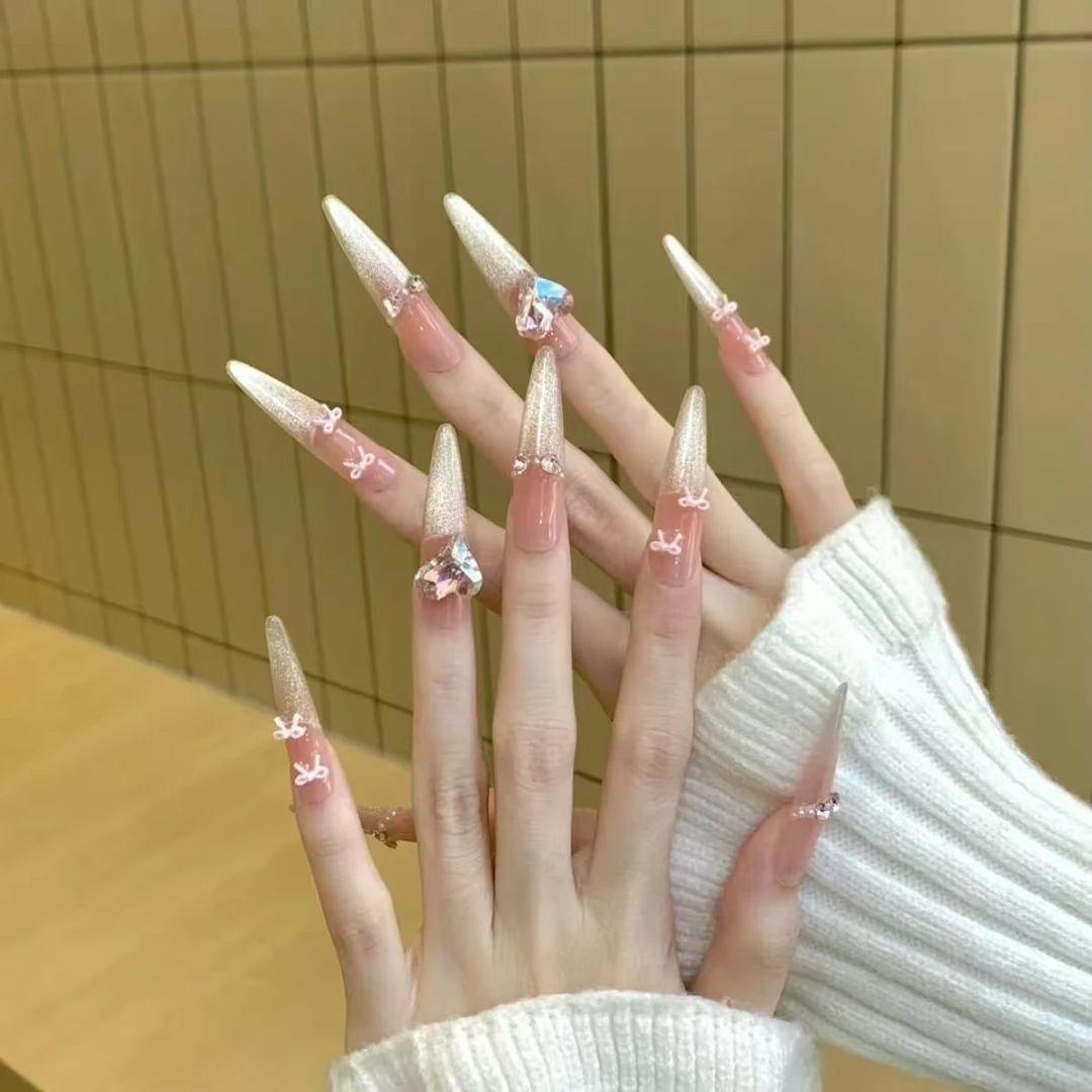 【日进斗金】春夏爆闪猫眼爱心镶钻百搭学生显白纯手工美甲穿戴甲