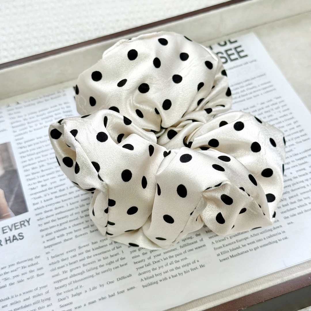 Freshness-原创设计日韩简约法式百搭时尚优雅波点大肠发圈1026