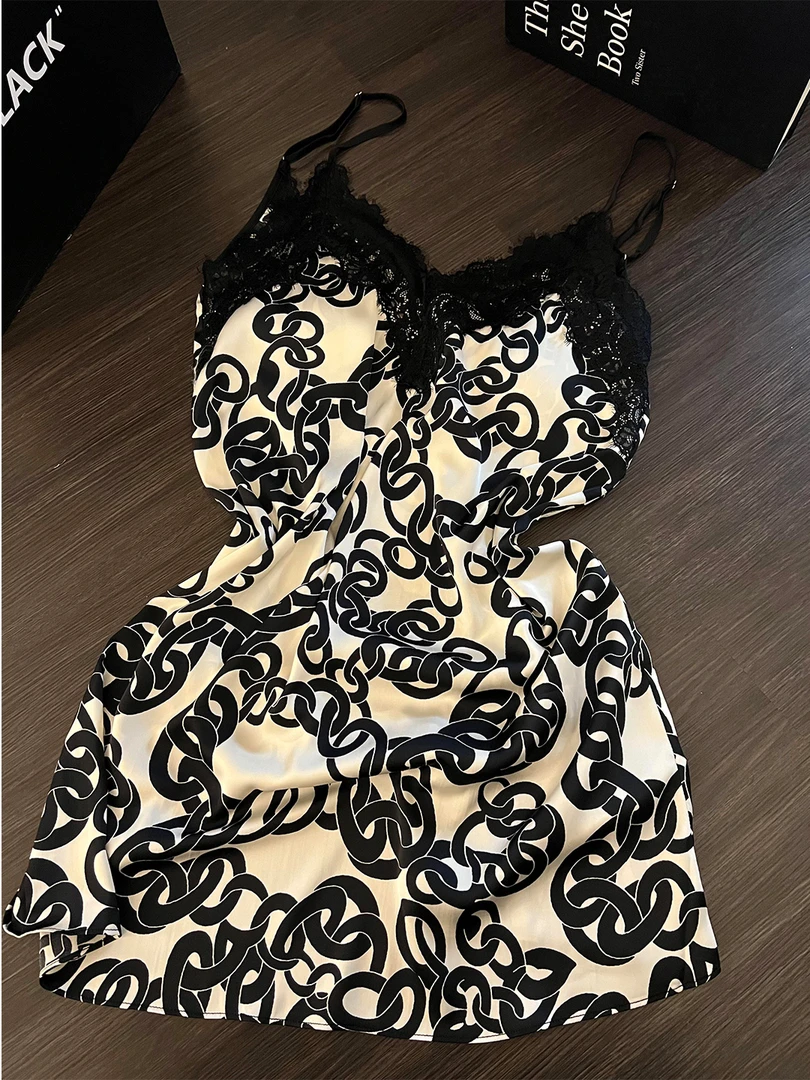 法式轻奢高级感显瘦睡裙女高级感蕾丝拼接纽结印花气质露背短裙