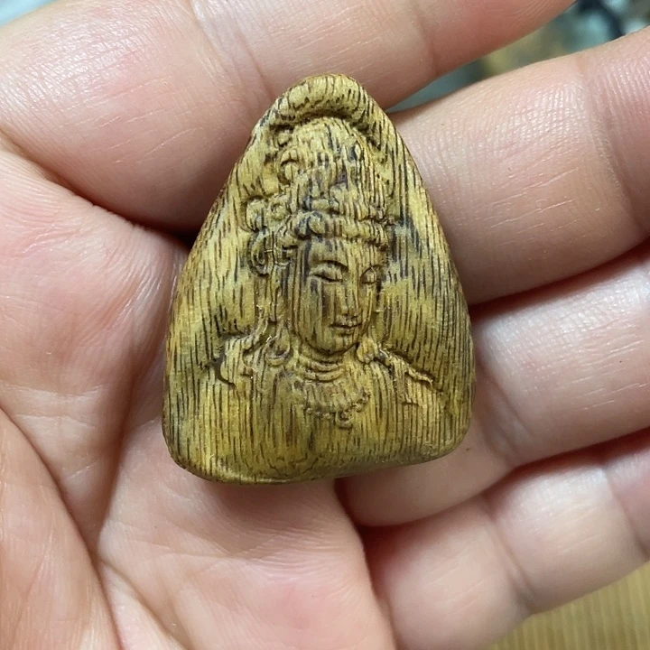 沉香碎屑沉香观音随形