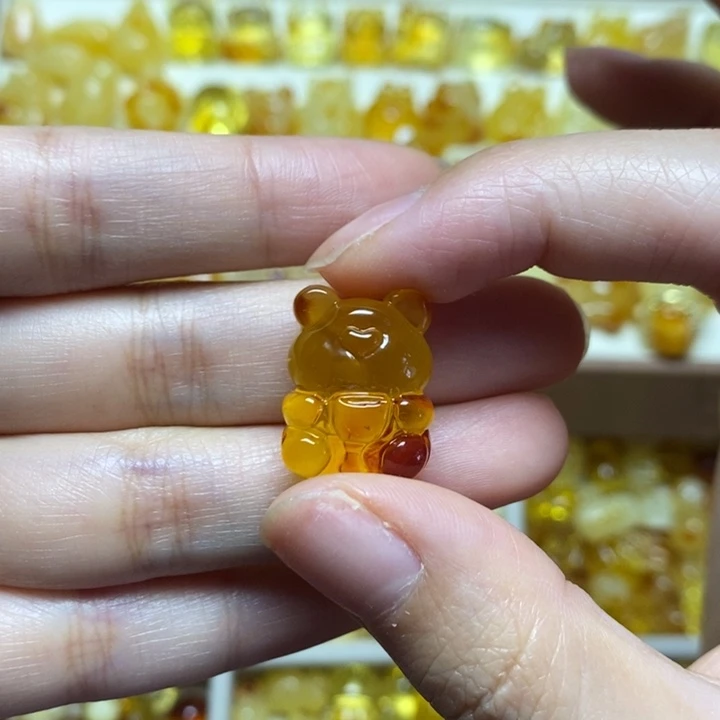 琥珀未镶嵌裸石小熊
