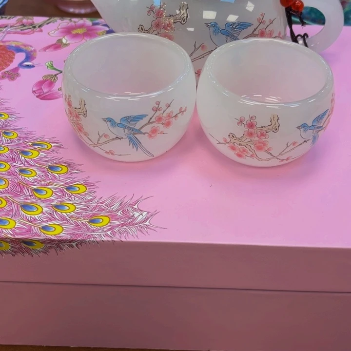 瓷片花花绿绿都有你的影子