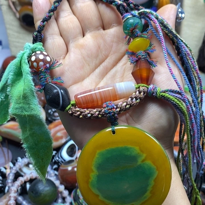 玛瑙/玉髓未镶嵌颈饰