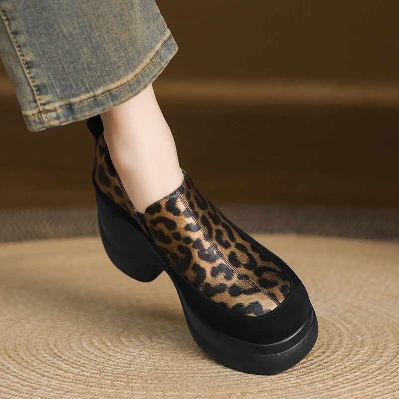 小个子增高9cm~网红休闲鞋豹纹拼接不累脚高跟单鞋女英伦风小皮鞋