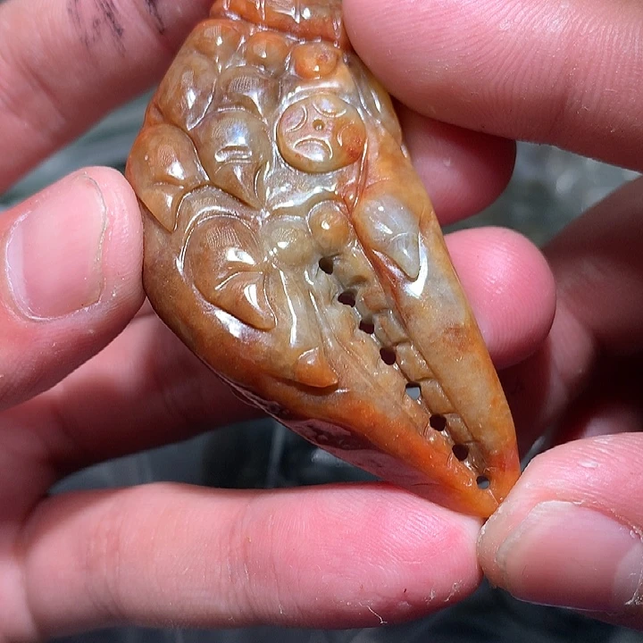 翡翠未镶嵌颈饰保真天然a货翡翠