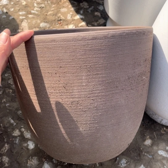 红陶口25高24瑕疵