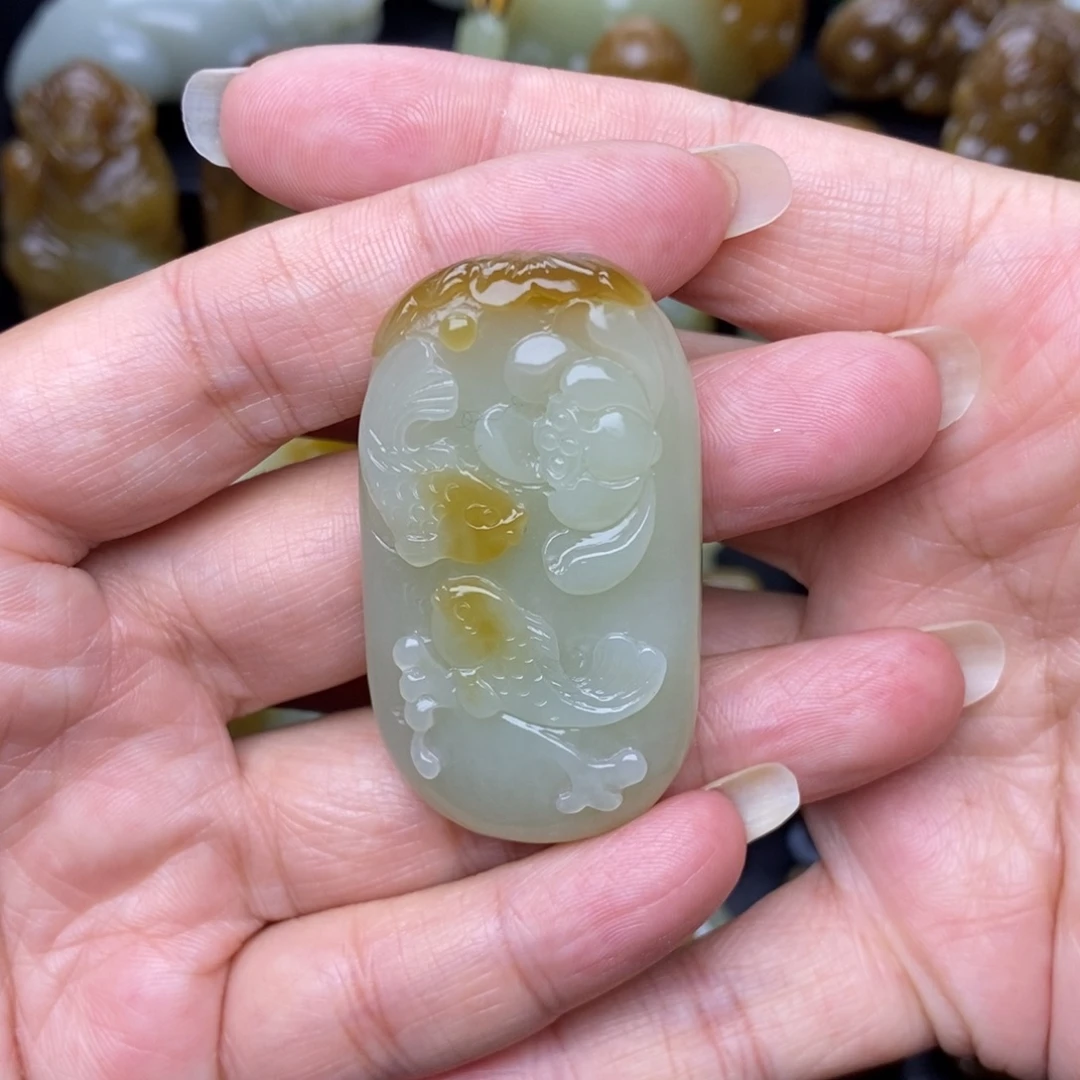 和田玉未镶嵌挂件