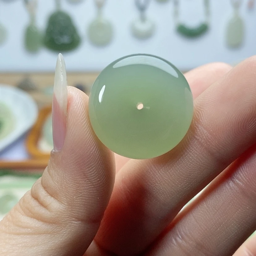 【闪购商品】颈饰未镶嵌和田玉