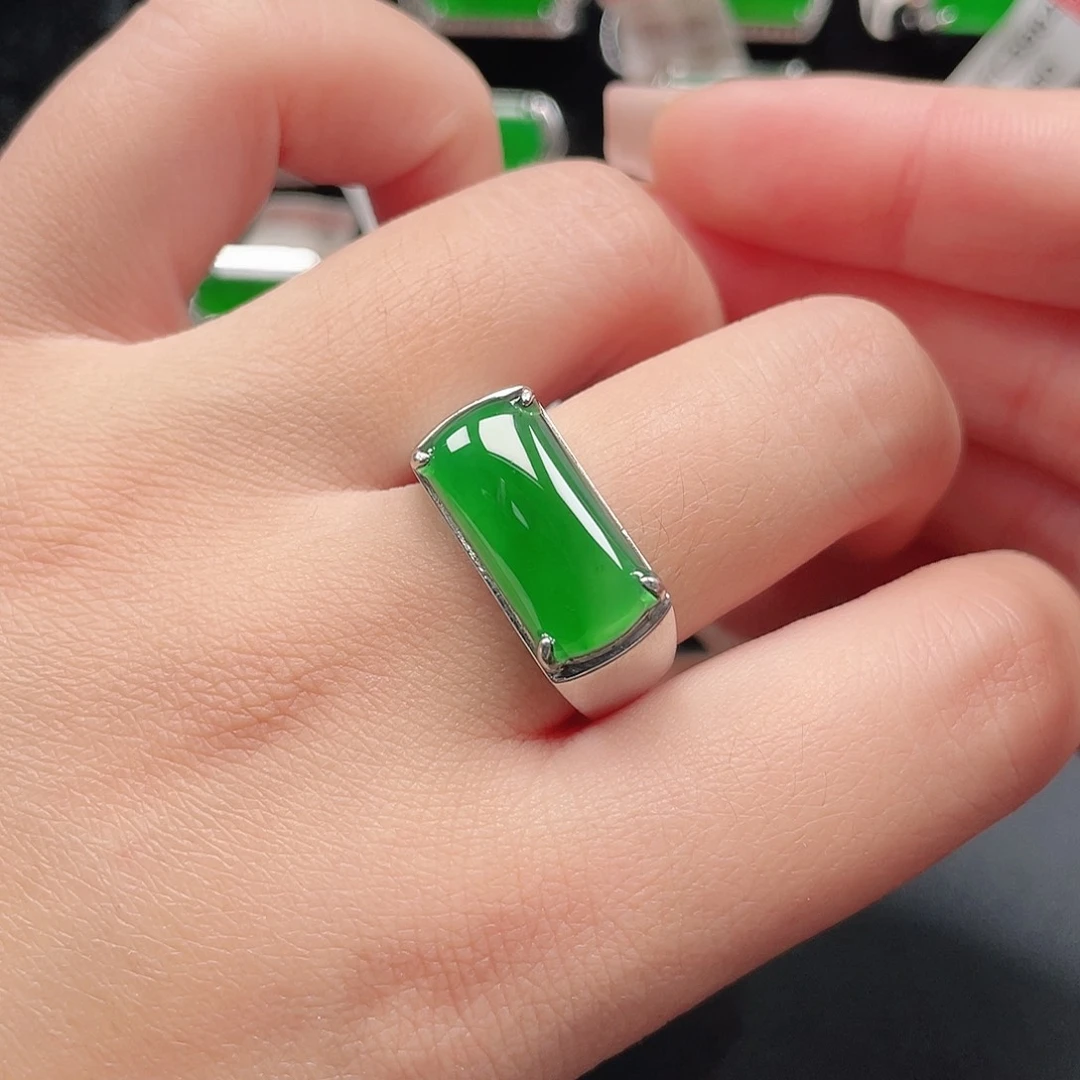 翡翠银S925镶嵌戒指没有运费险3098