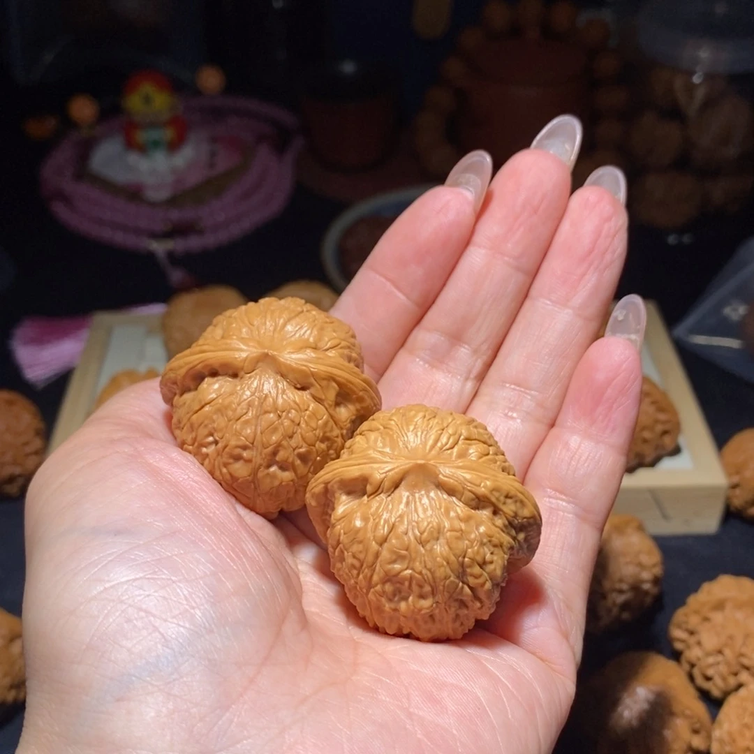 贾***生文玩核桃吊坠乾隆墨