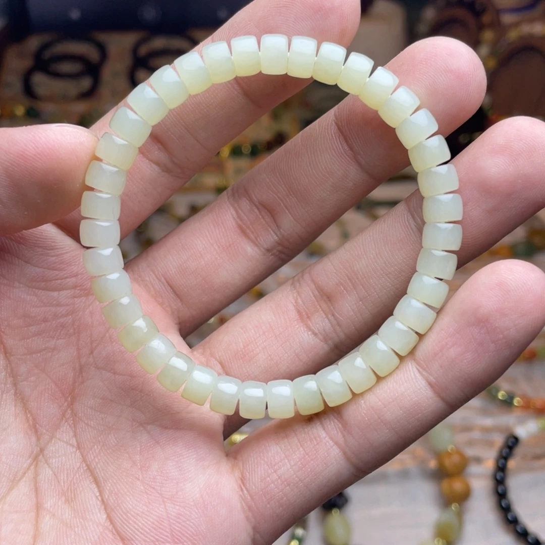 和田玉未镶嵌手链