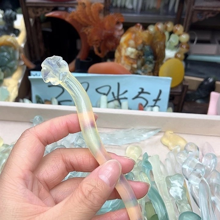 蛇纹石玉未镶嵌发簪