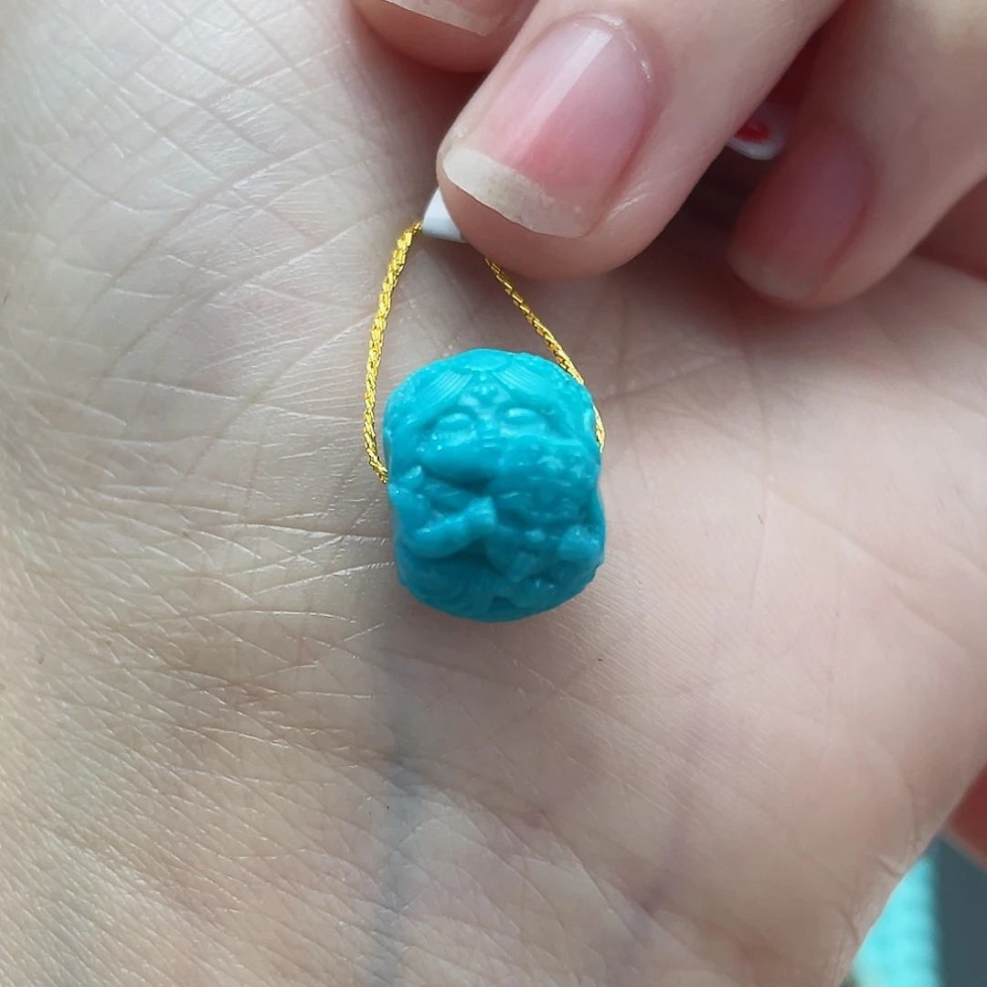 绿松石颈饰未镶嵌