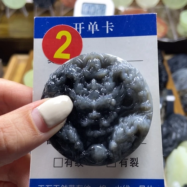 蛇纹石玉挂件未镶嵌从**史
