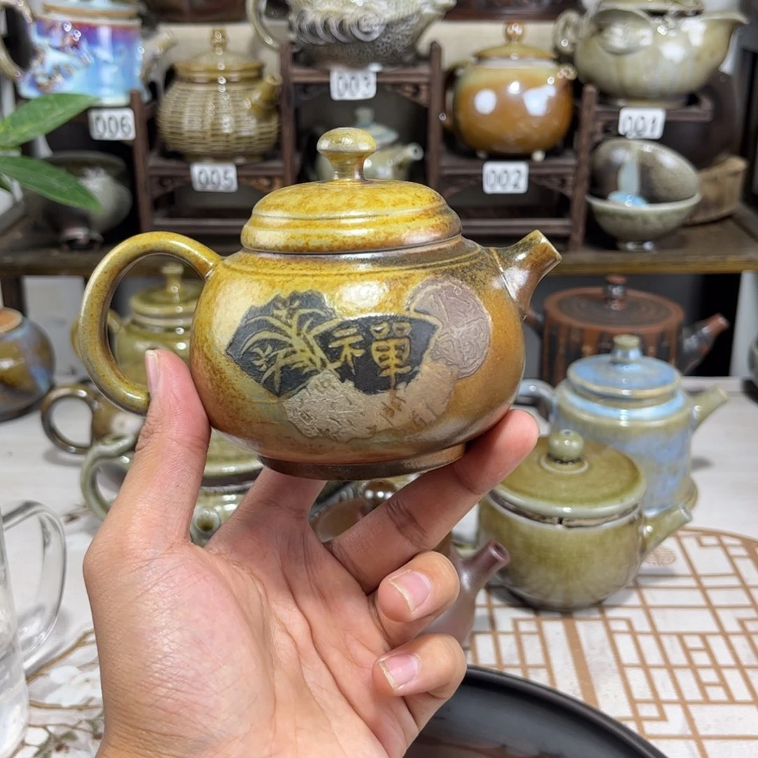 220cc白泥彩填柴烧无尘壶