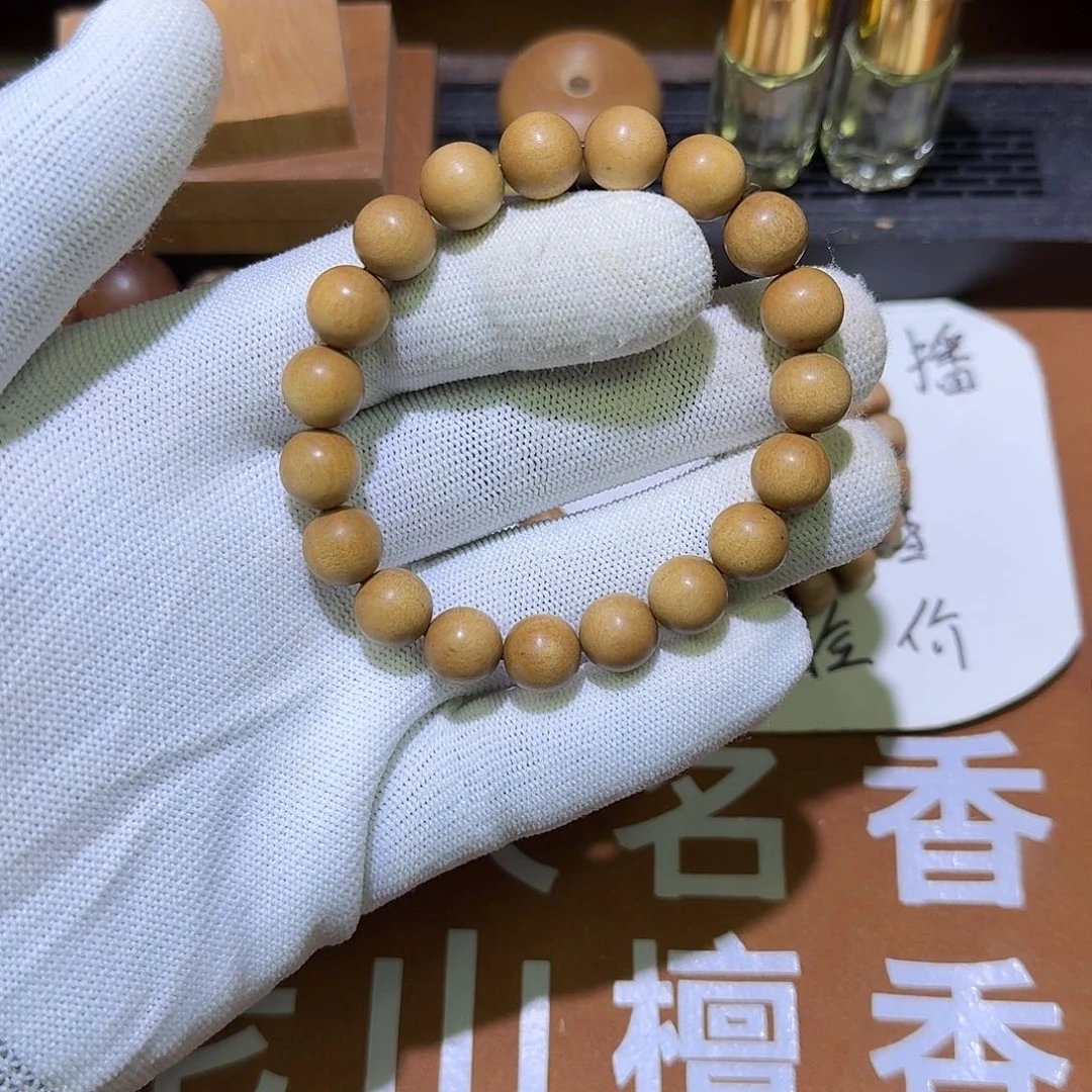 檀香木老山檀香1.0×19颗顺纹单圈