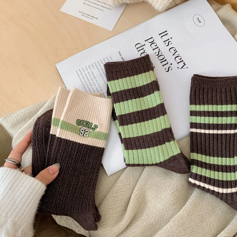 日系羊绒三色多系-组合堆堆袜条纹刺绣ins复古果绿保暖加厚中筒袜