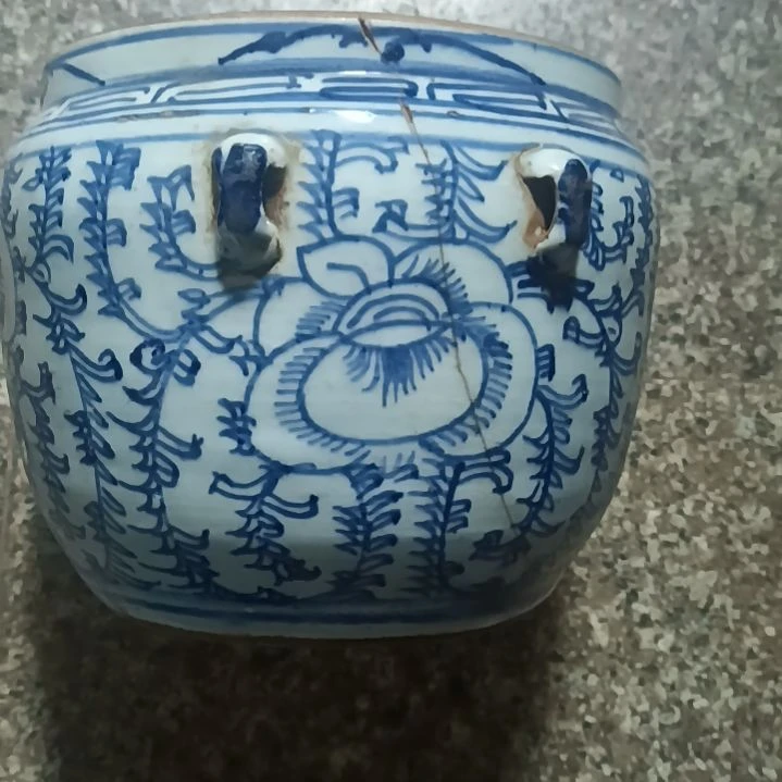 罐民**品青花粥罐子，有残了