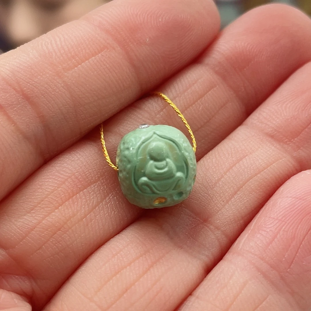 绿松石颈饰未镶嵌