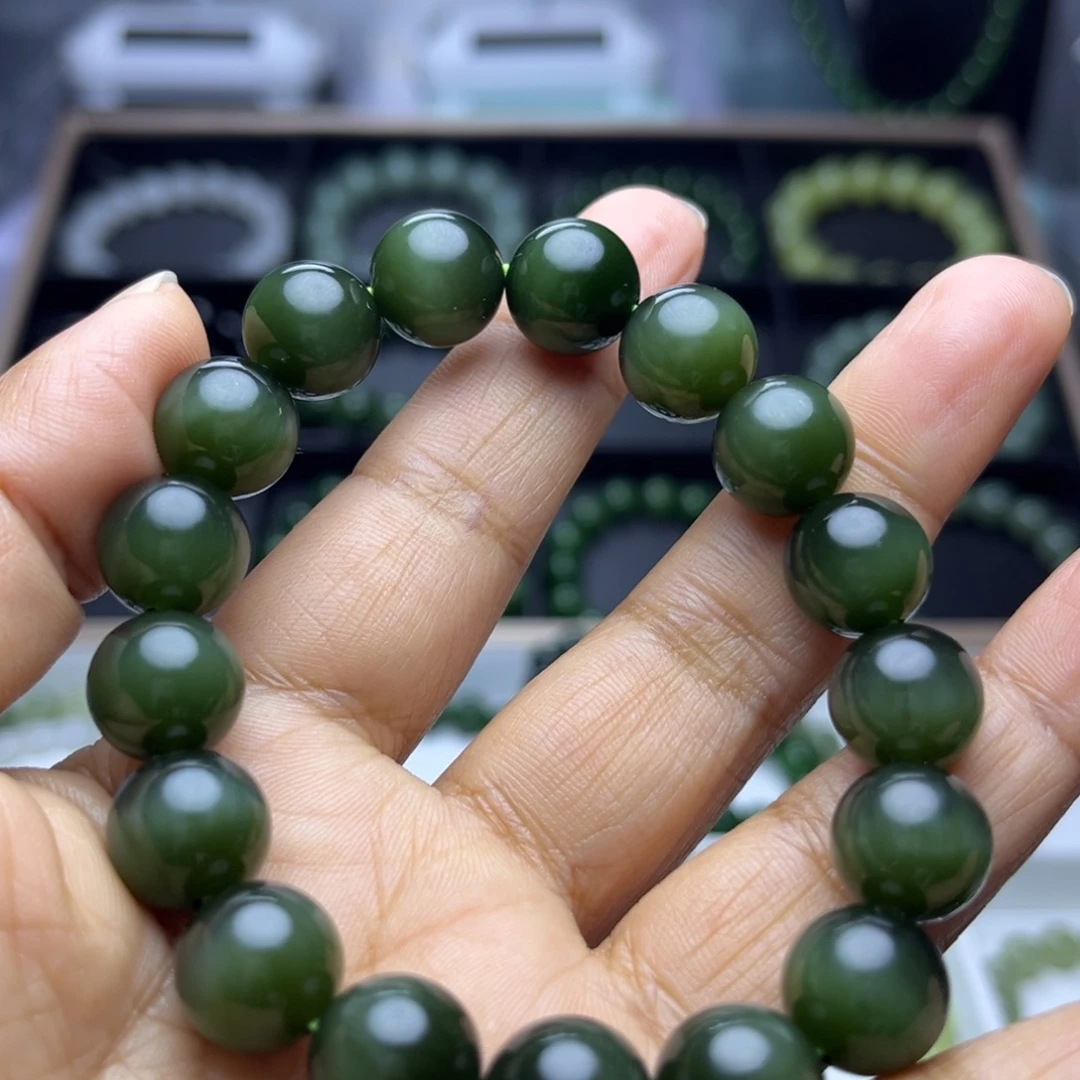 又***又和田玉（碧玉）未镶嵌手串