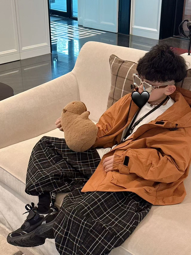 【蜡小新】【超正的风衣】中大童宽松韩版风衣外套 模特穿140