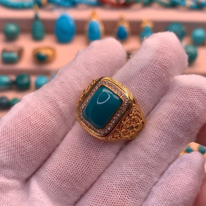 绿松石18K金镶嵌湖北天然原矿绿松石