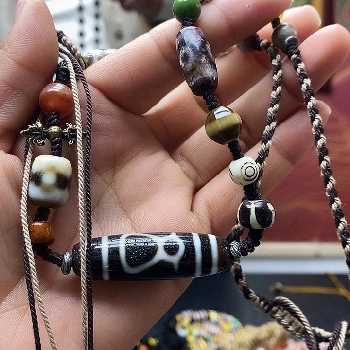 玛瑙/玉髓合金颈饰