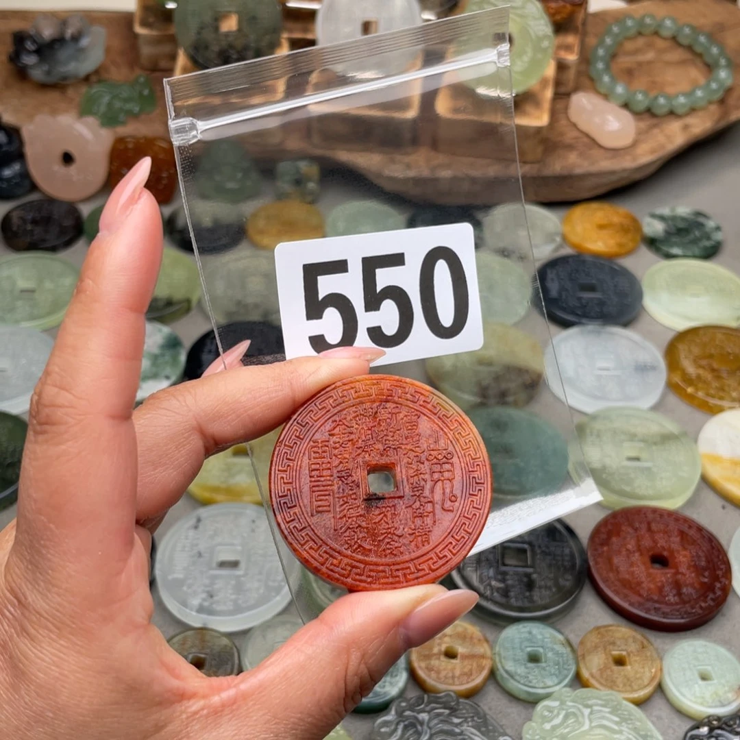 有***）蛇纹石玉未镶嵌颈饰