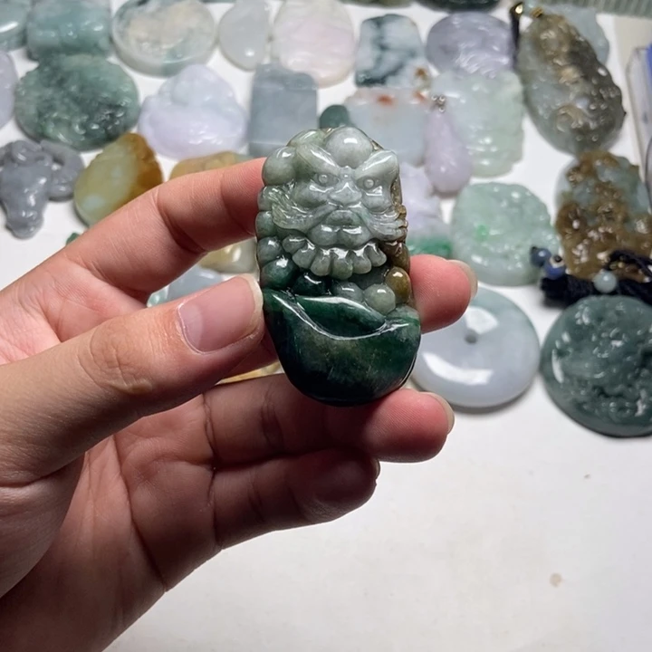颈饰未镶嵌翡翠达摩35
