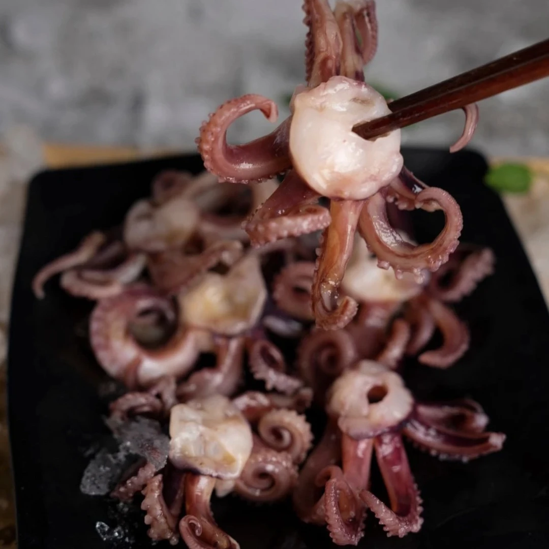 连云港发货 新鲜铁板海鲜 无冰衣 鱿鱼爪须 4斤