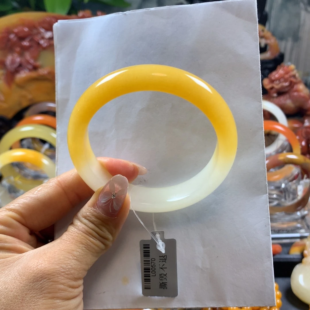 石英质玉（黄龙玉）未镶嵌手镯阳阳
