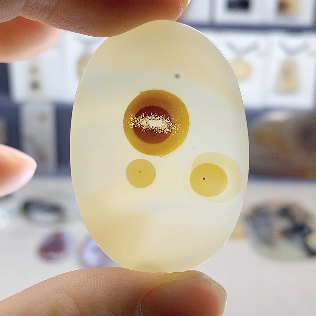 未镶嵌玛瑙/玉髓珠宝奇石